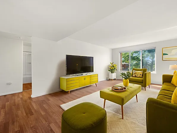 COURTYARD GARDENS APARTMENTS