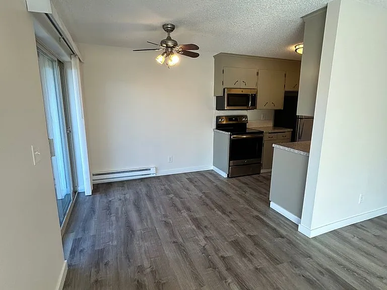 3309 W Government Way — Photo 4