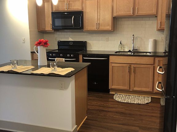 2nd image of 248 Orleans St APT 205