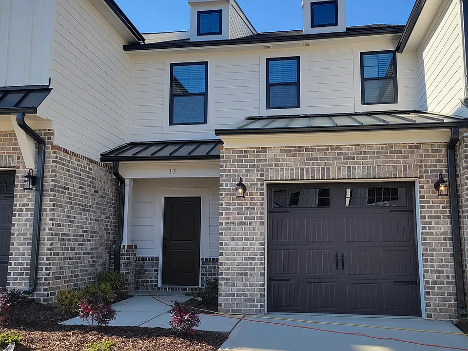 35 Burley Ln