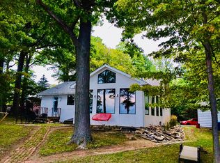 7354 Beechwood Rd, Angola, NY 14047