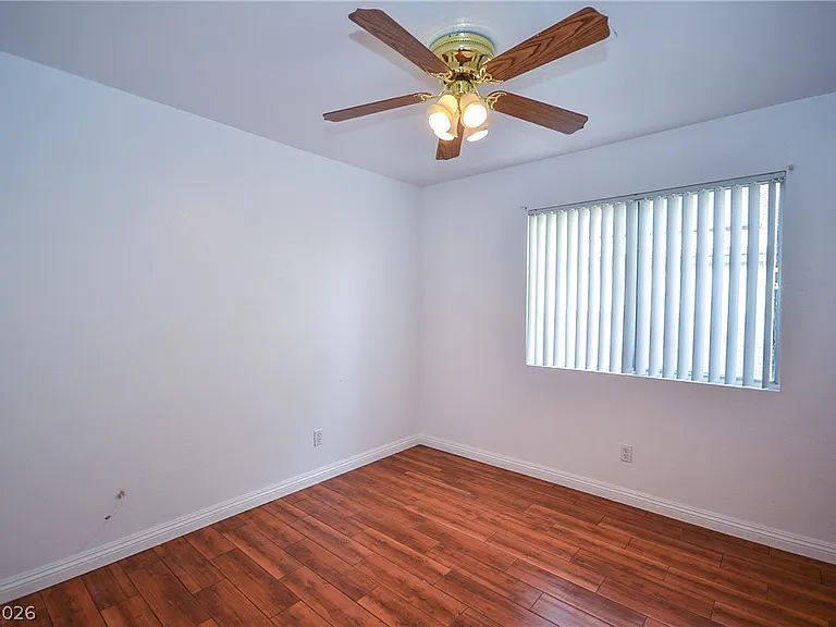 6762 Shelter Ln — Photo 20