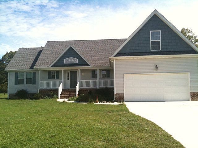2nd image of 104 Wren Dr