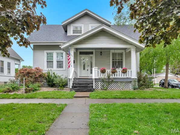 1517 Lemon St, Highland, IL 62249