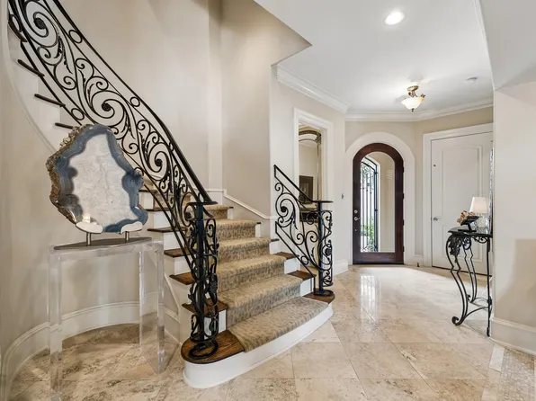 3016 Mid Ln Unit B, Houston, TX 77027