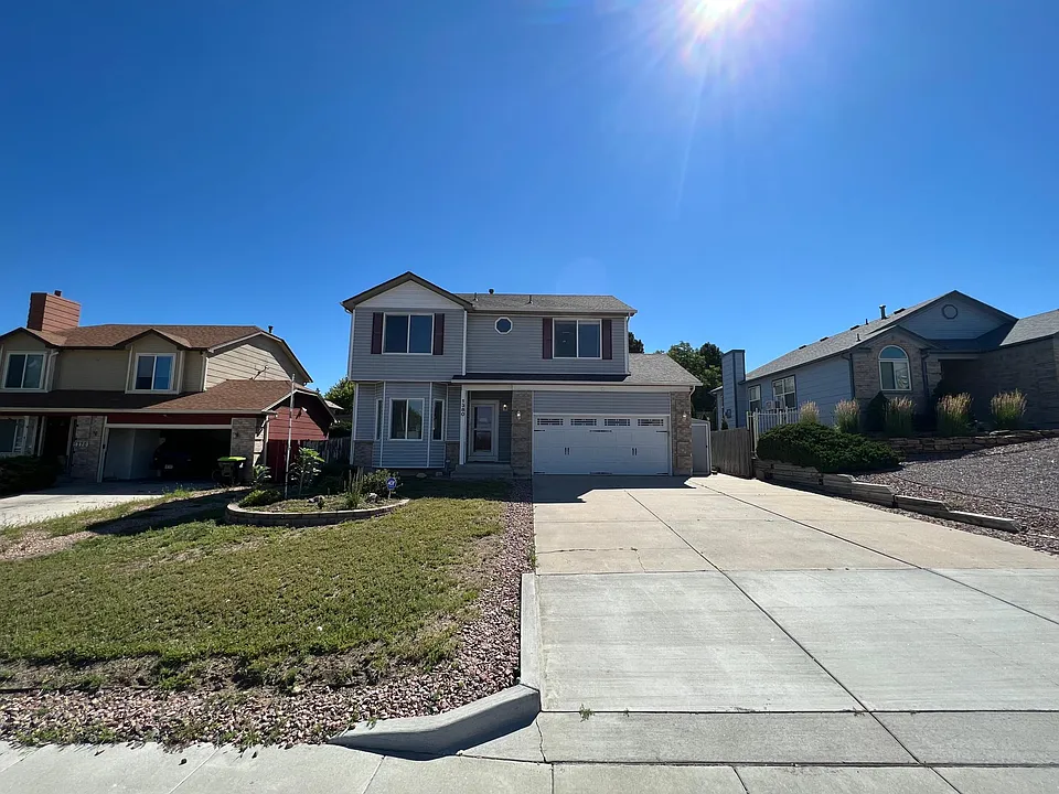 1380 Piros Dr
