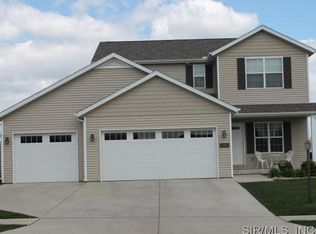 1413 Austin Ave, Washington, IL 61571