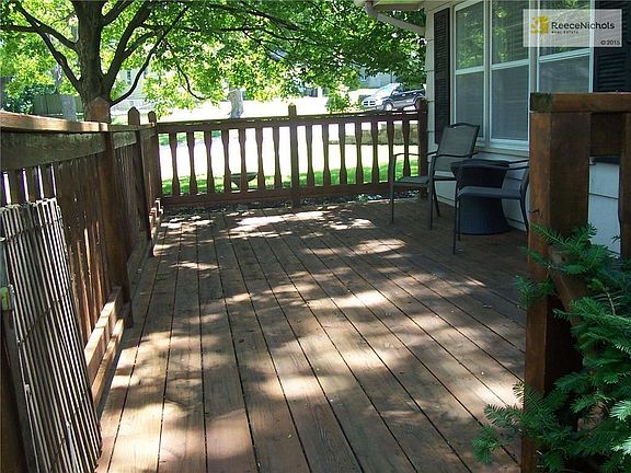 3rd image of 10801 W 71st Pl