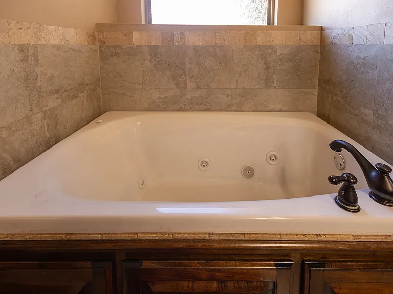 17701 Griffin Gate Dr — Photo 7