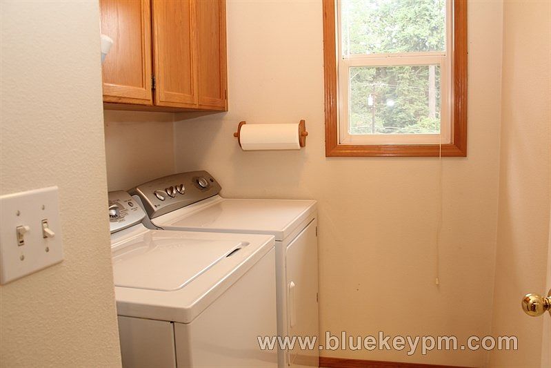 2nd image of 6208 NE 22nd Ct