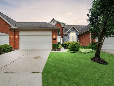 16604 Forest Lake Dr #216, Northville, MI, 48168