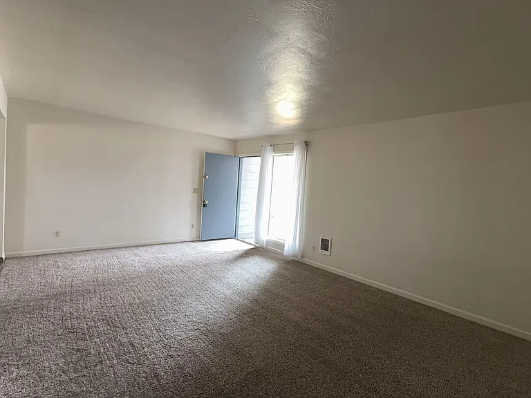 1061 Ring St NE — Photo 4