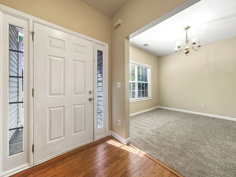4750 Ferncrest Pl — Photo 13