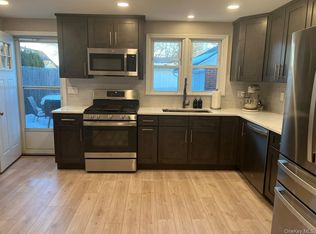 25 Wood Avenue, Patchogue, NY 11772