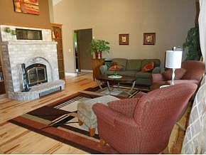 2nd image of 3004 Creekwood Dr
