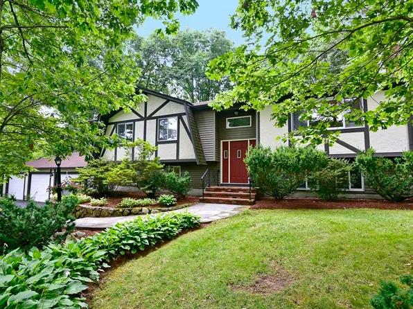 3 Shady Hollow Path, Ashland, MA 01721