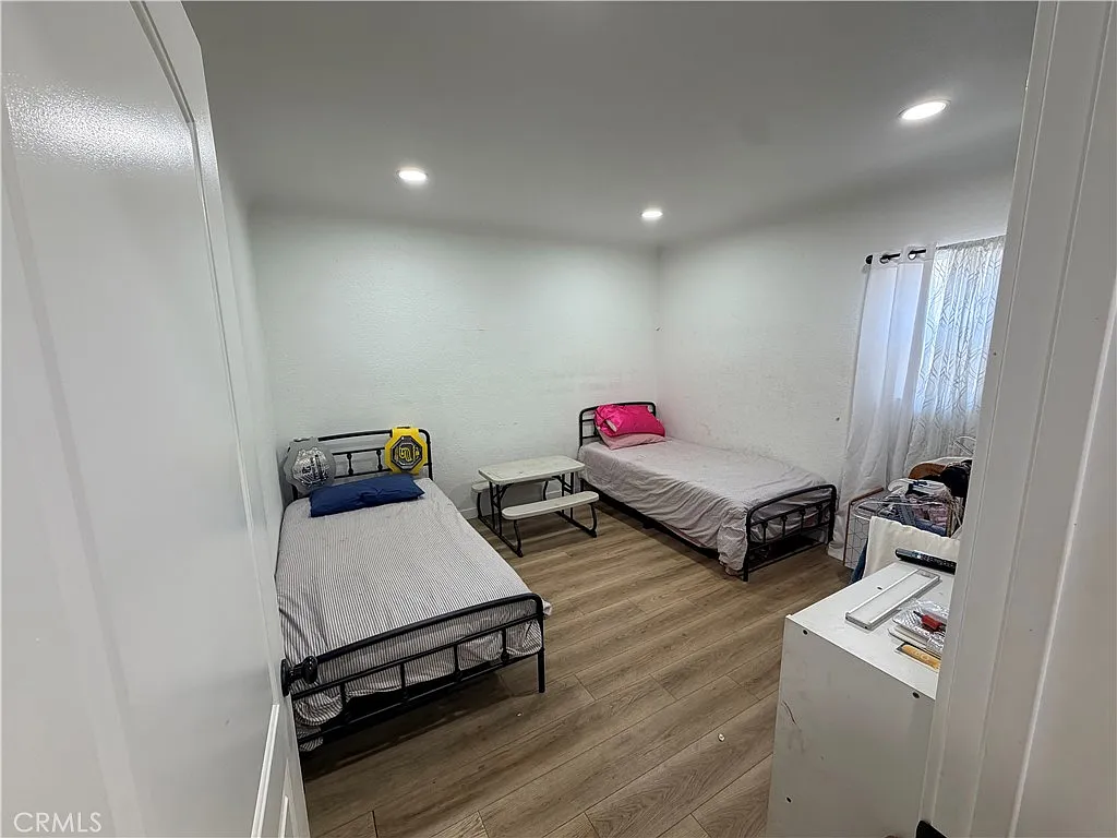 2 bed, 850 sqft, $2,800 — Photo 4