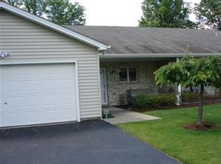 549 Wilcox Rd APT A, Austintown, OH 44515