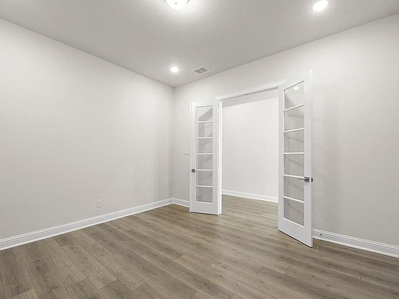 Huntley III C home office