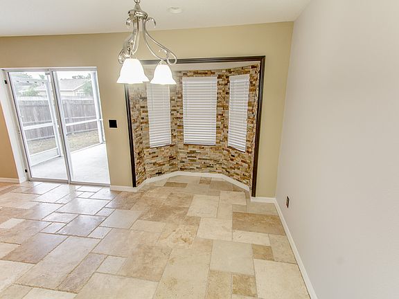 4th image of 10525 Lakeside Vista Dr
