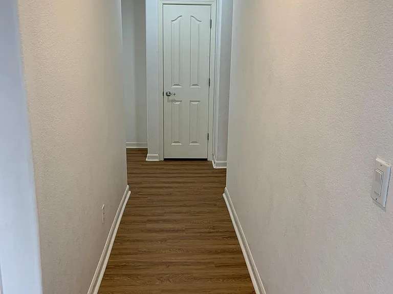 451 Miesque Ct — Photo 9