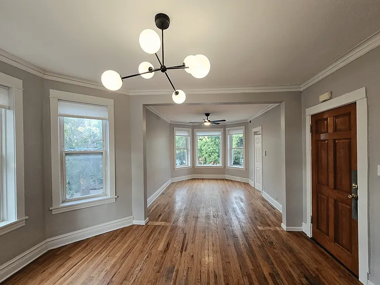 2056 N Keystone Ave #2 — Photo 6