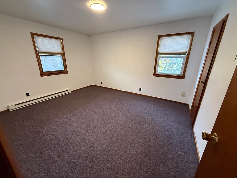1 Riverview Dr #4 — Photo 7