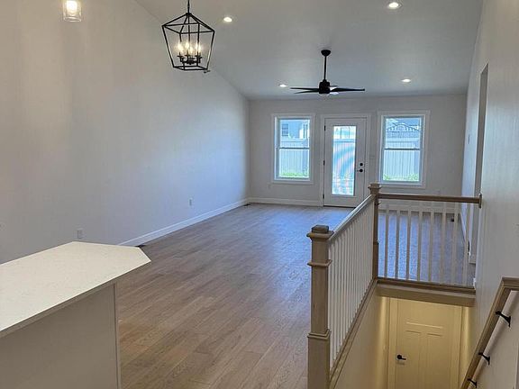 3rd image of 1627 Red Clover STREET