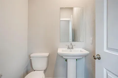 4532 Hogans Alley Dr — Photo 9