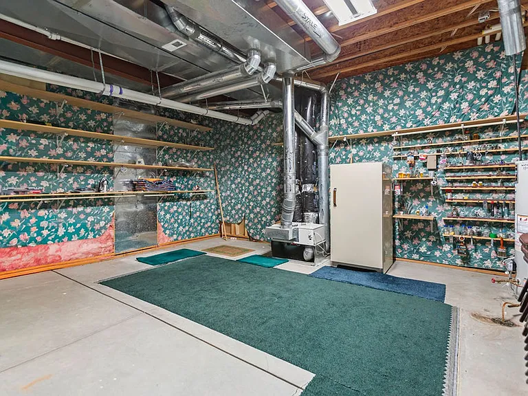 3957 Valley Oak Dr — Photo 33