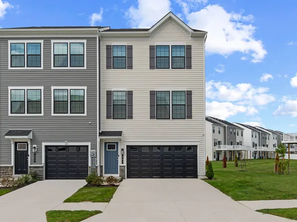 138 Soft Rush Ln, La Plata, MD 20646