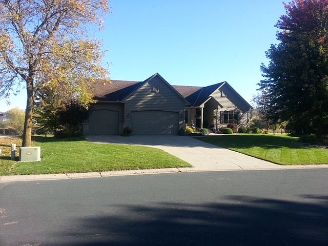 1st image of 2010 Woodstone Dr