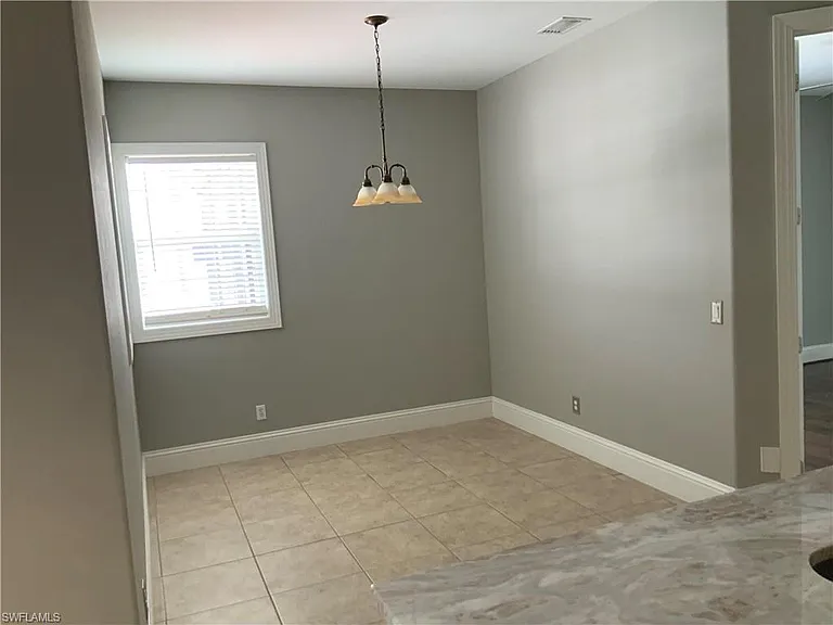 2715 SW 2nd Pl — Photo 23