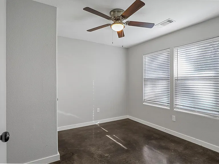 410 Mirick Ave #75020 — Photo 8