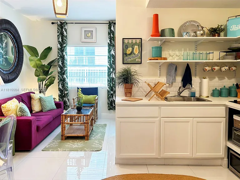 335 Ocean Dr #114 — Photo 7