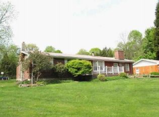 381 Mountain Lake Rd, Great Meadows, NJ 07838