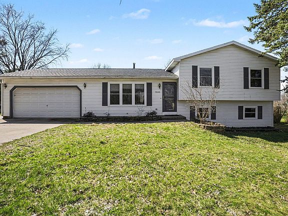 2nd image of 58446 W Greenfield Ct