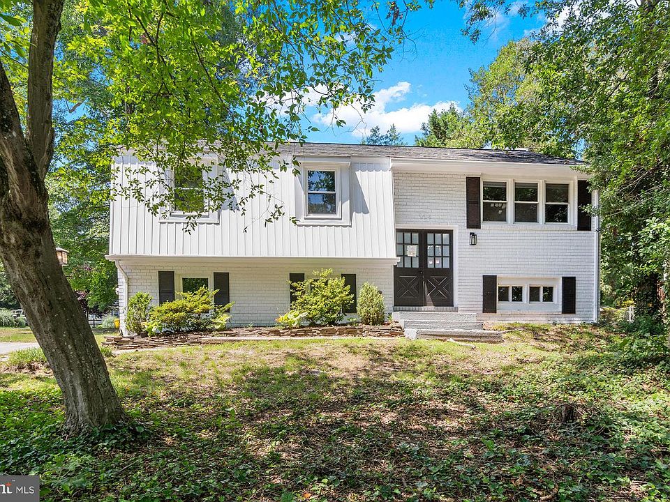 1st image of 994 Hillendale Dr