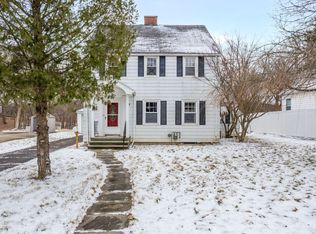 2104 Riverview Dr, Endicott, NY 13760