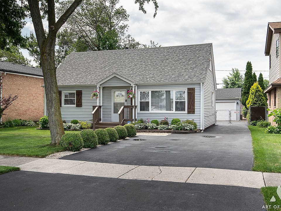 1st image of 5743 W 88th St