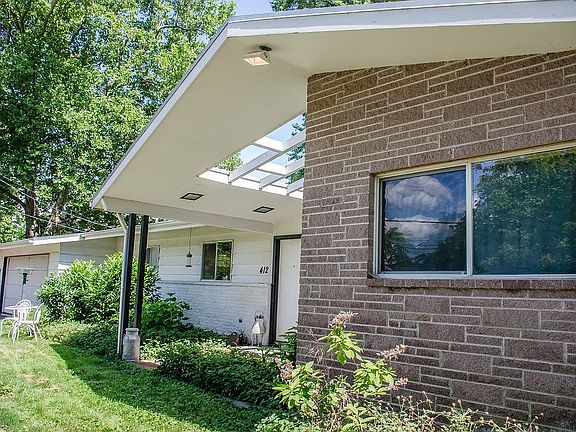 2nd image of 2399 Herbert St