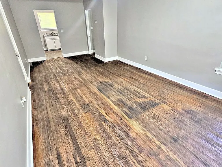 1018-1026 Grant St SE — Photo 3