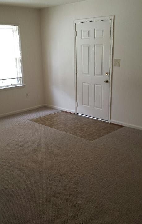 1st image of 2529 Pin Oak Ct #B