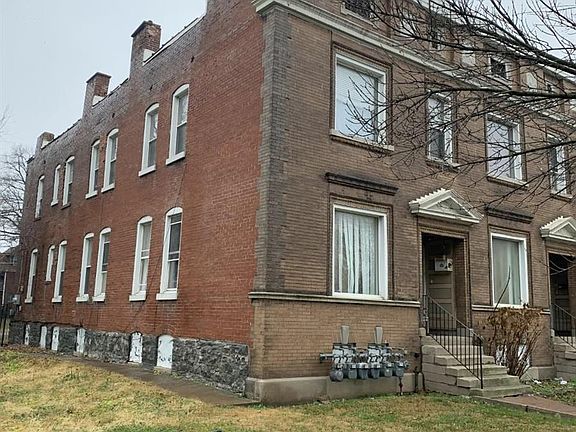 2nd image of 4450 W Belle Pl