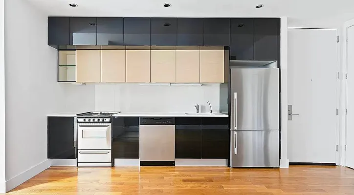 Rented by Corcoran | media 9