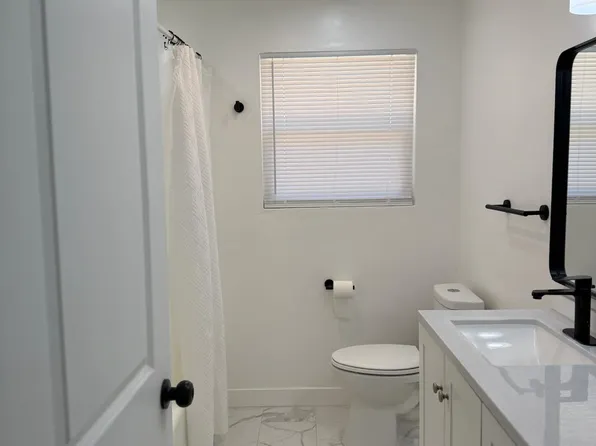 2506 S Watson St, Visalia, CA 93277