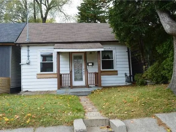326 Rhodes Ave E, Toronto, ON M4L 3A3