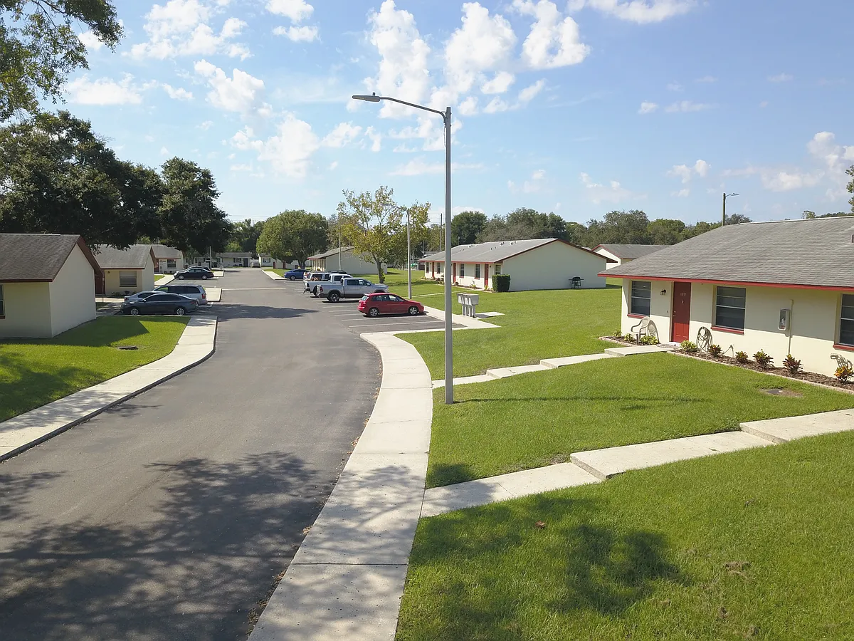 Building Photo - 6002 Parkhill Terrace Dr