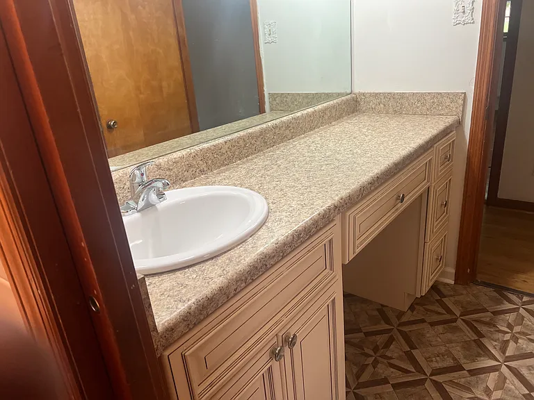 W Potomac Dr — Photo 18
