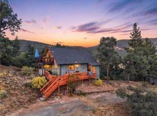 1317 Leisure Ln, Frazier Park, CA 93225
